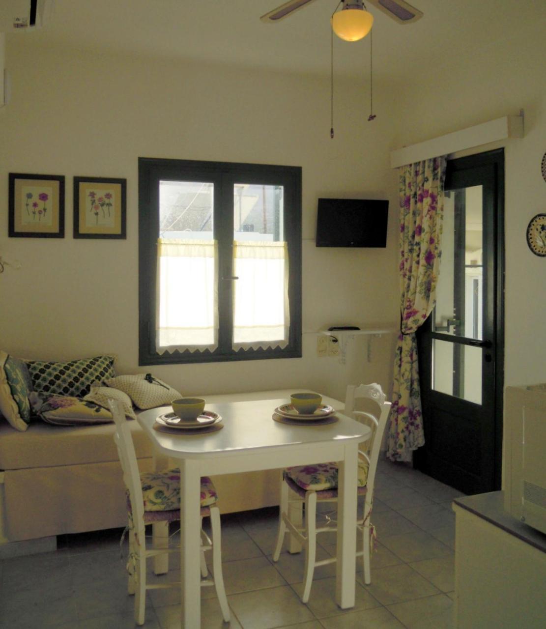 Palemilos Apartments 엘운다 외부 사진